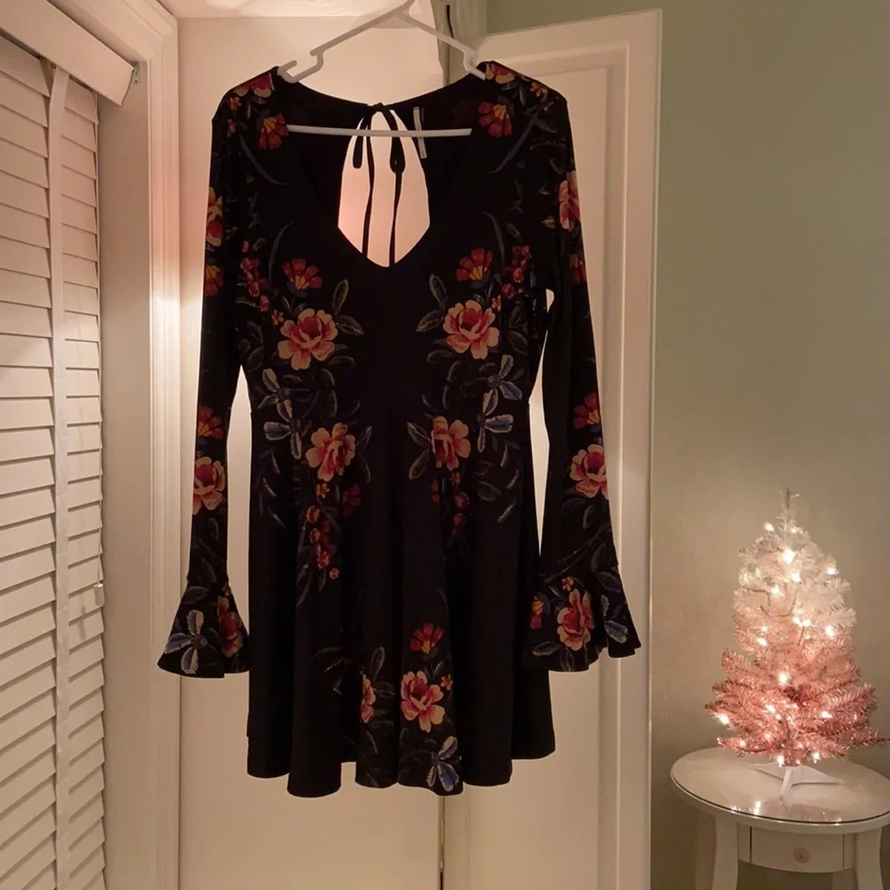 Free People Date Night Black Long Sleeve Mini - Picture 3 of 7